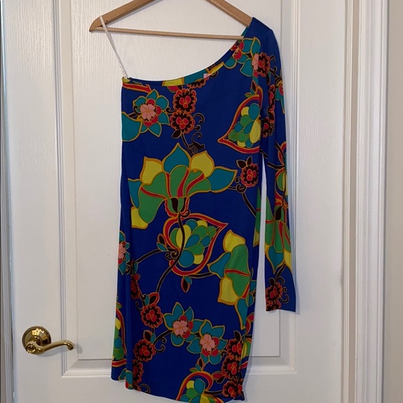 Lilly Pulitzer dress - Picture 1 of 4